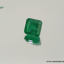 Emeralds – 3.3 cts.