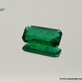 Emeralds – 2.8 cts.