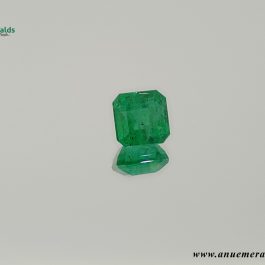 Emeralds – 2.2 cts.